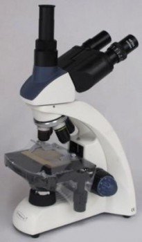 Microscopio triocular biológico